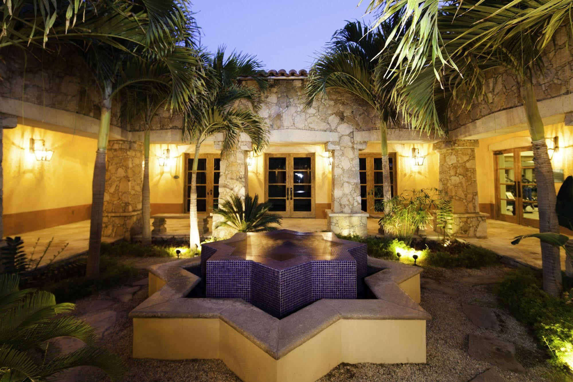 Hacienda Beach Club & Residences 카보산루카스 외부 사진